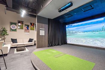 Golf simulator